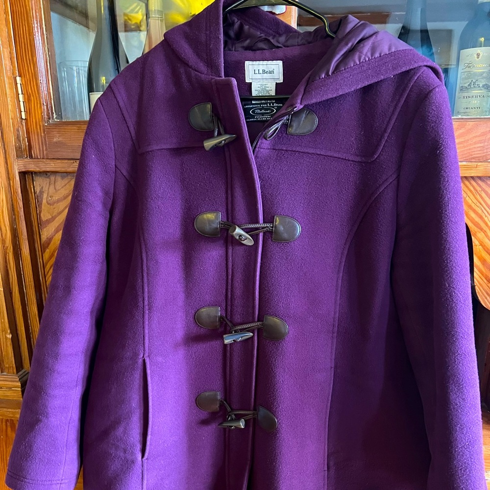 L.L. Bean Women’s Classic Italian Lambswool Duffel Coat - Size 18